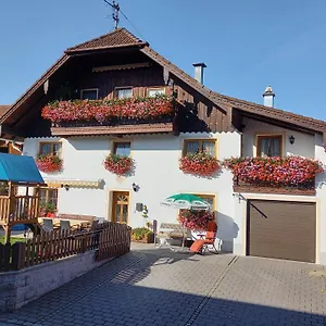 https://haus-zaineck.com-bavaria.com